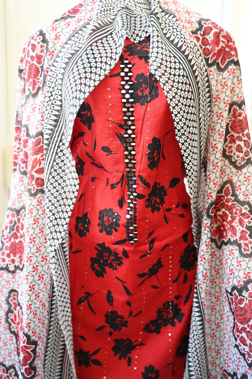 3 Pcs Stitched Dress – YAC02